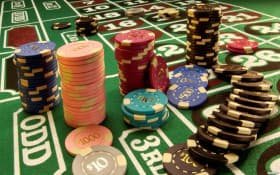 yg1m တိုက်ရိုက်ကာစီနို Dragon Tiger Live Table — Myanmar ကစားသမား Bet ထည့်နေသောမြင်ကွင်း